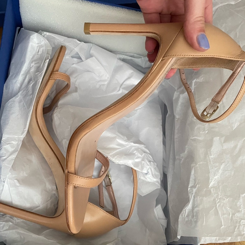 Stuart Weitzman Nudistsong Heel
